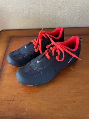 Louis Garneau Urban Cycling Shoes Manic Women's Sz 40 Blue & Orange